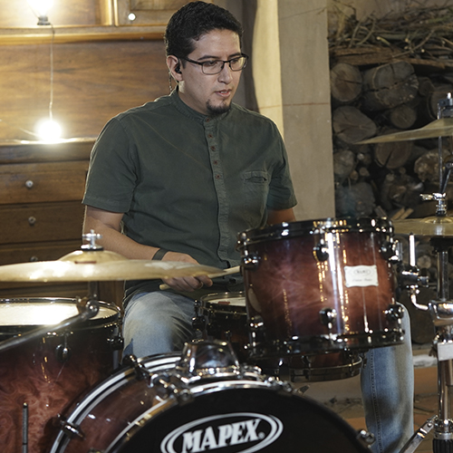 Kevin Flores Colaboradores